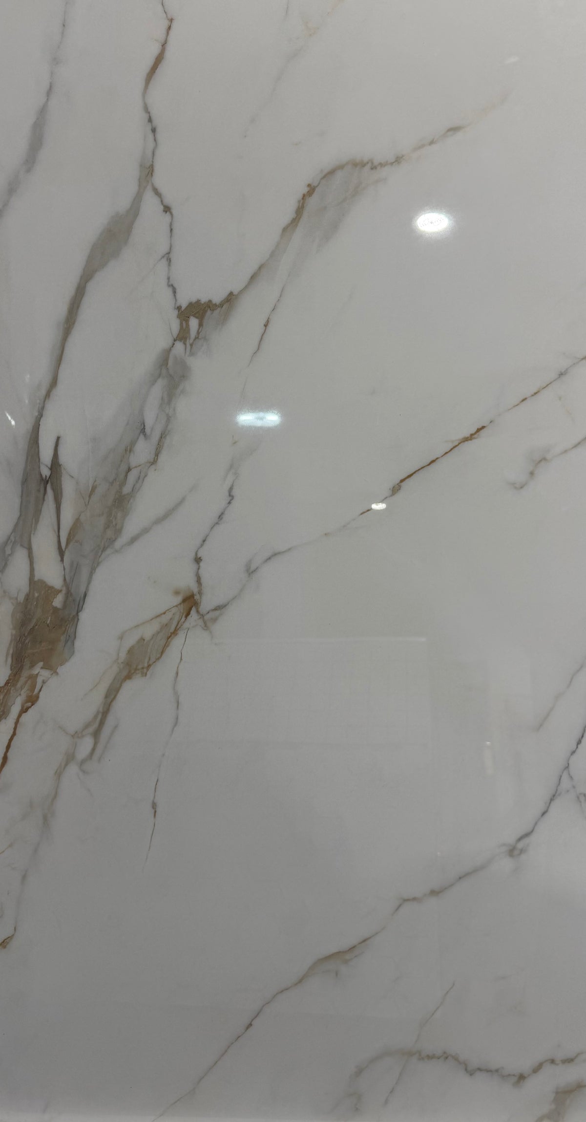 Paraty Blanco Polished - Squared Feet