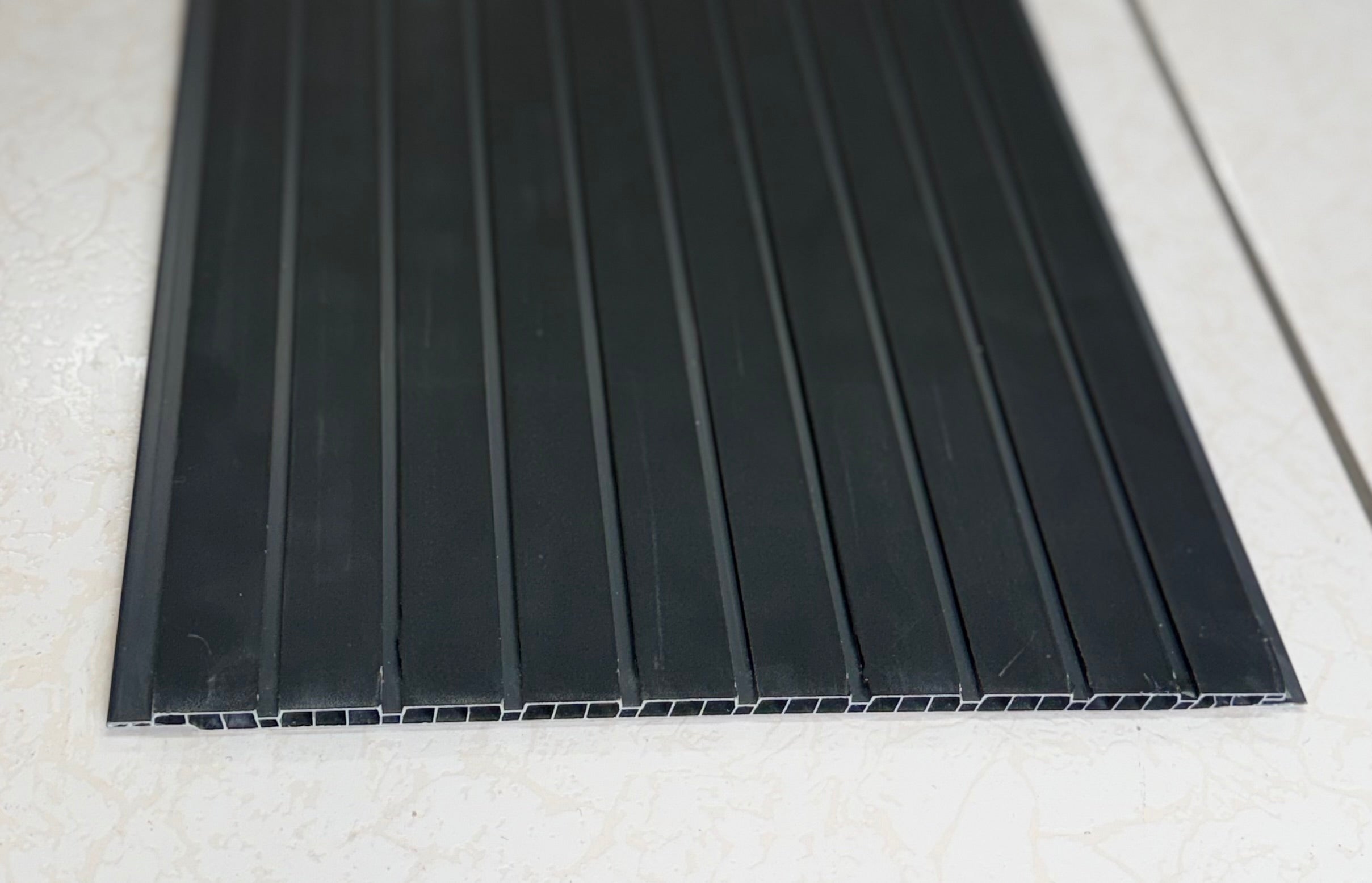 WALL PANEL PVC FLAT NEGRO