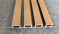 PVC EXTERIOR TEAK FONDO NEGRO