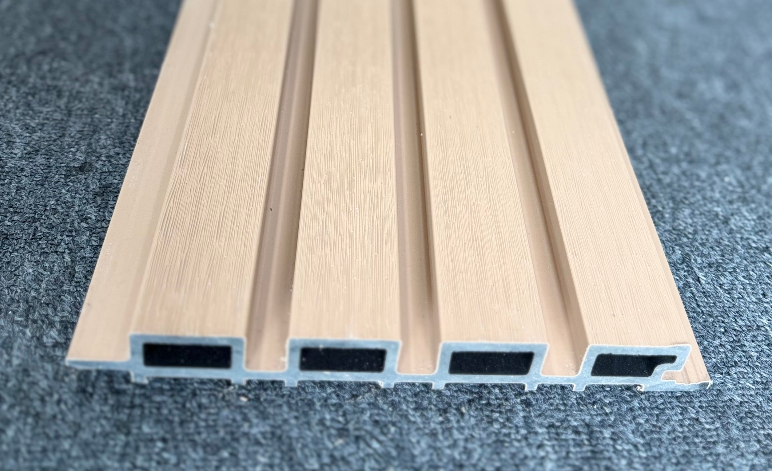 PVC EXTERIOR MAPLE